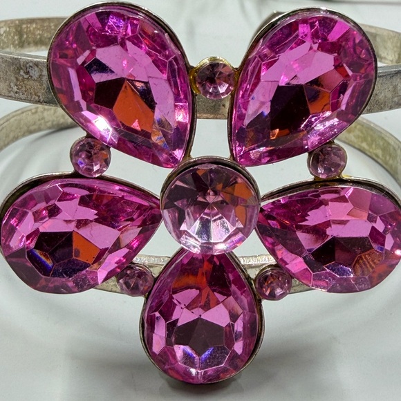 Bright and Fun Pink Crystal Flower Vintage Open Bangle Bracelet - Picture 4 of 4